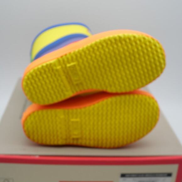 NEW Hunter Kids First Classic Yellow Wiggle Rainbow Rain Boots Big Kids 2 - Picture 5 of 9